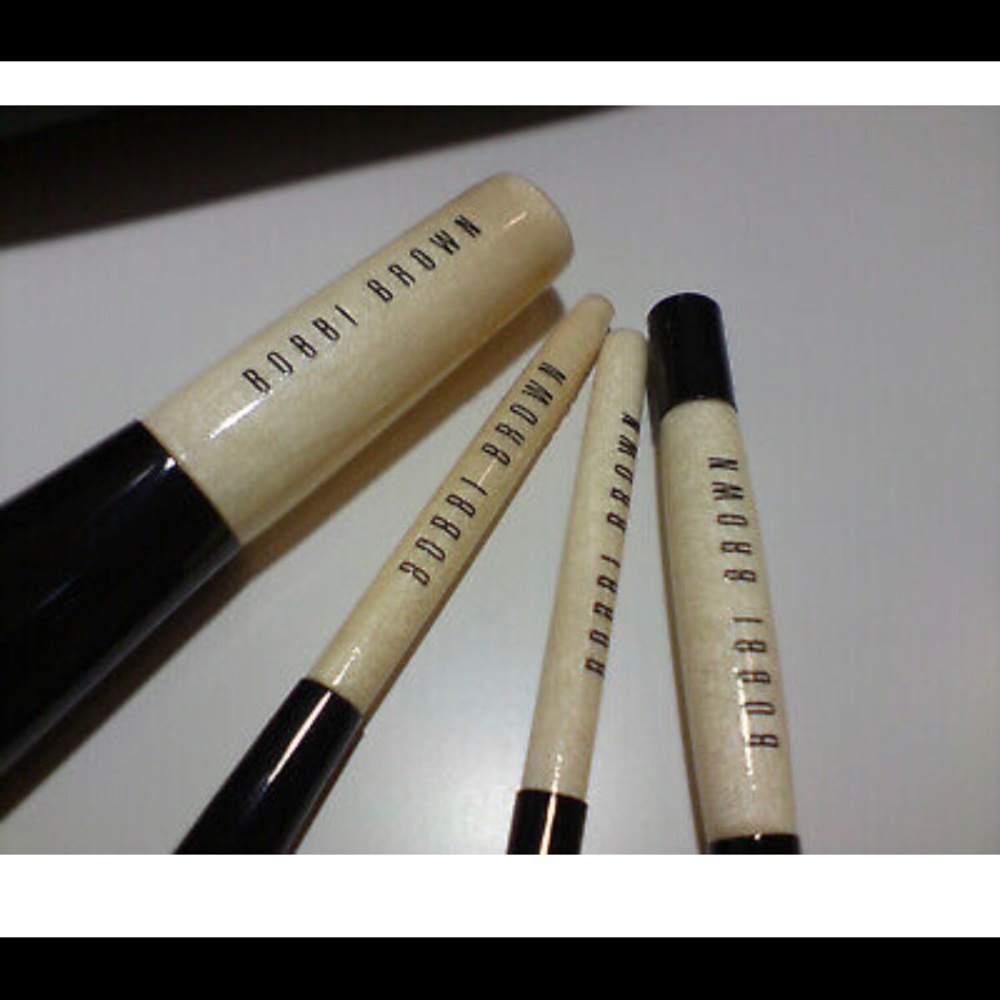 ❌SOLD❌ Bobbi Brown Mini Makeup Organizer 4pcs Brush Set - Picture 2 of 4